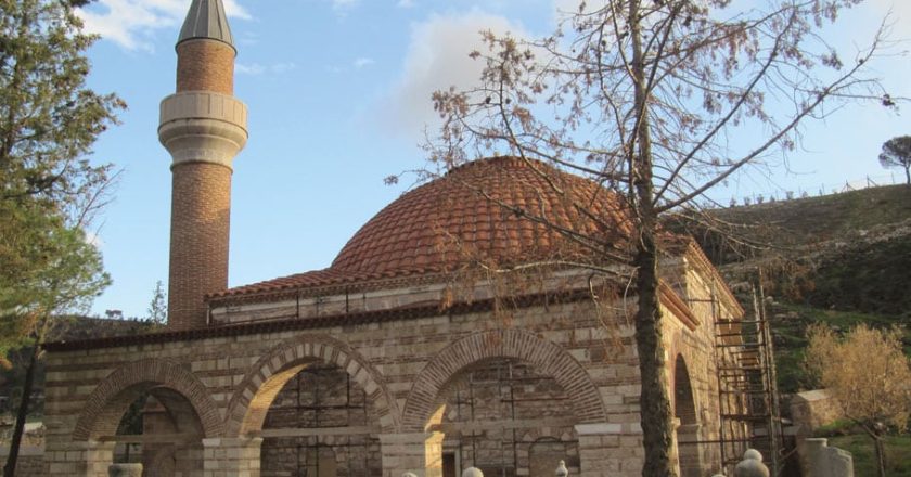 Tuzla Murat Hüdâvendigâr Külliyesi