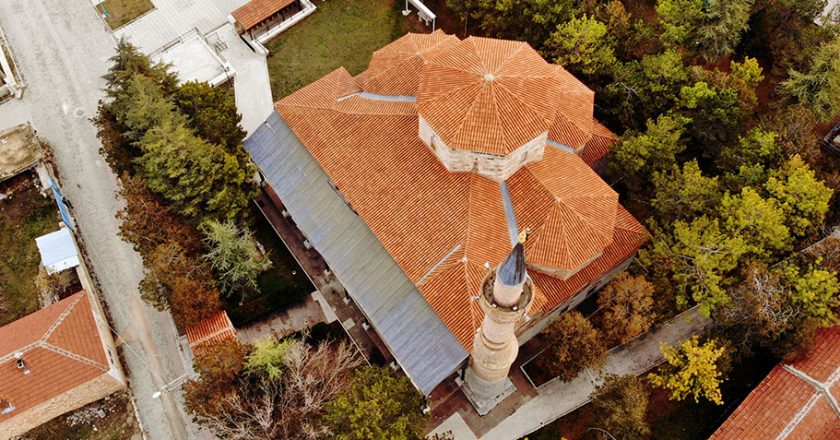 Han Hüsrev Paşa Camii