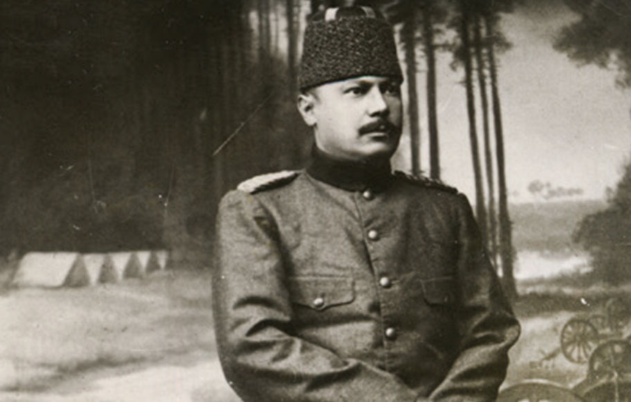 Hüseyin Avni Bey